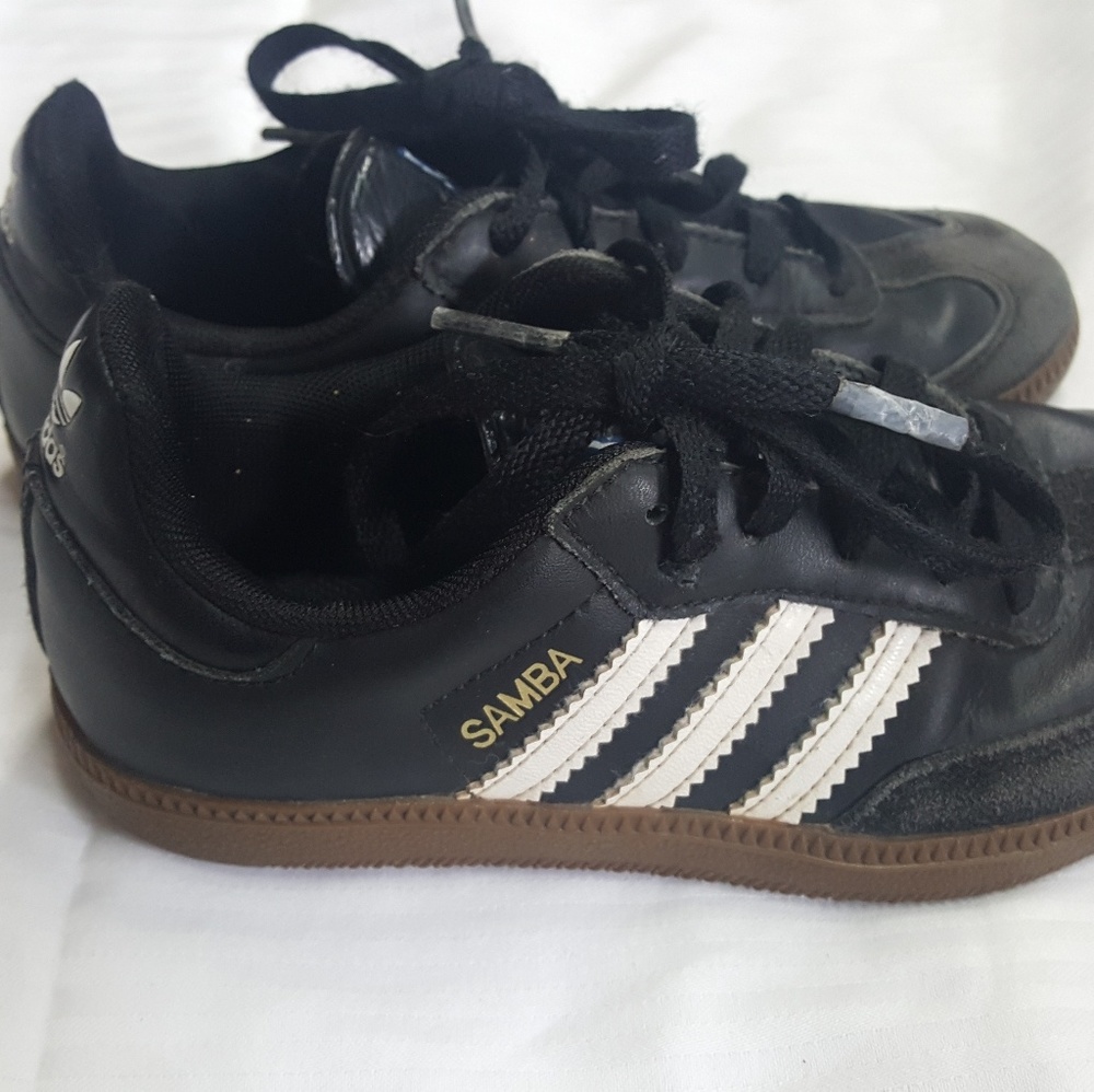 ADIDAS SAMBA